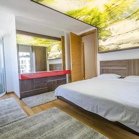 Kings View